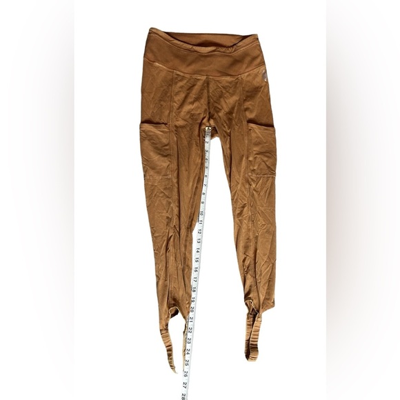 Free People Hot Shot Infinity Stirrup Leggings Size Medium Toasted Coconuts - Picture 2 of 10